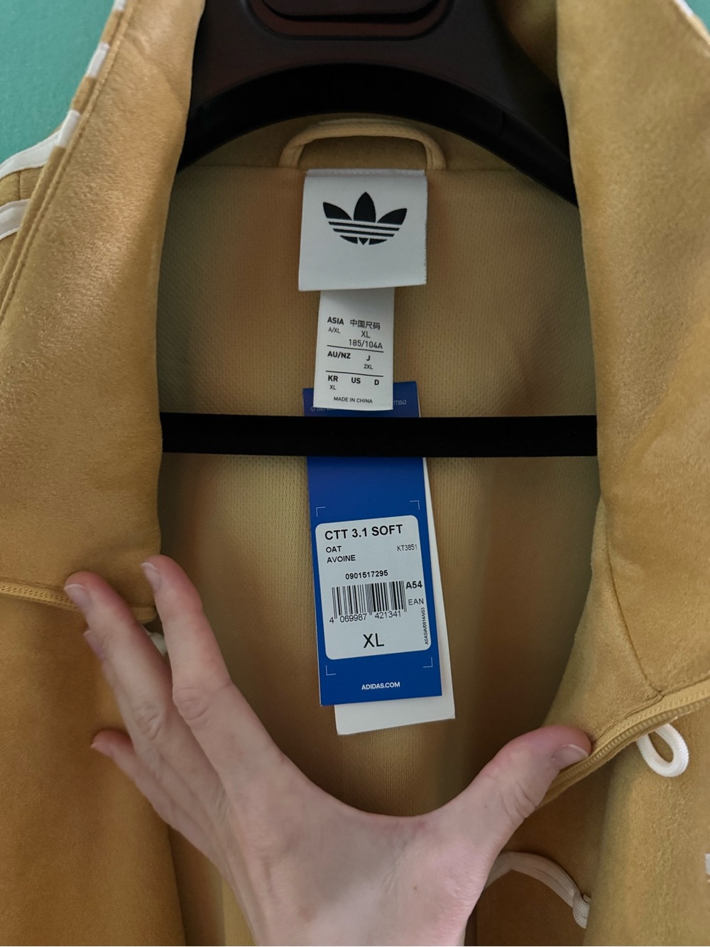 Adidas NWT XL Chinese New Year Jacket in Yellow - Picture 2 of 4
